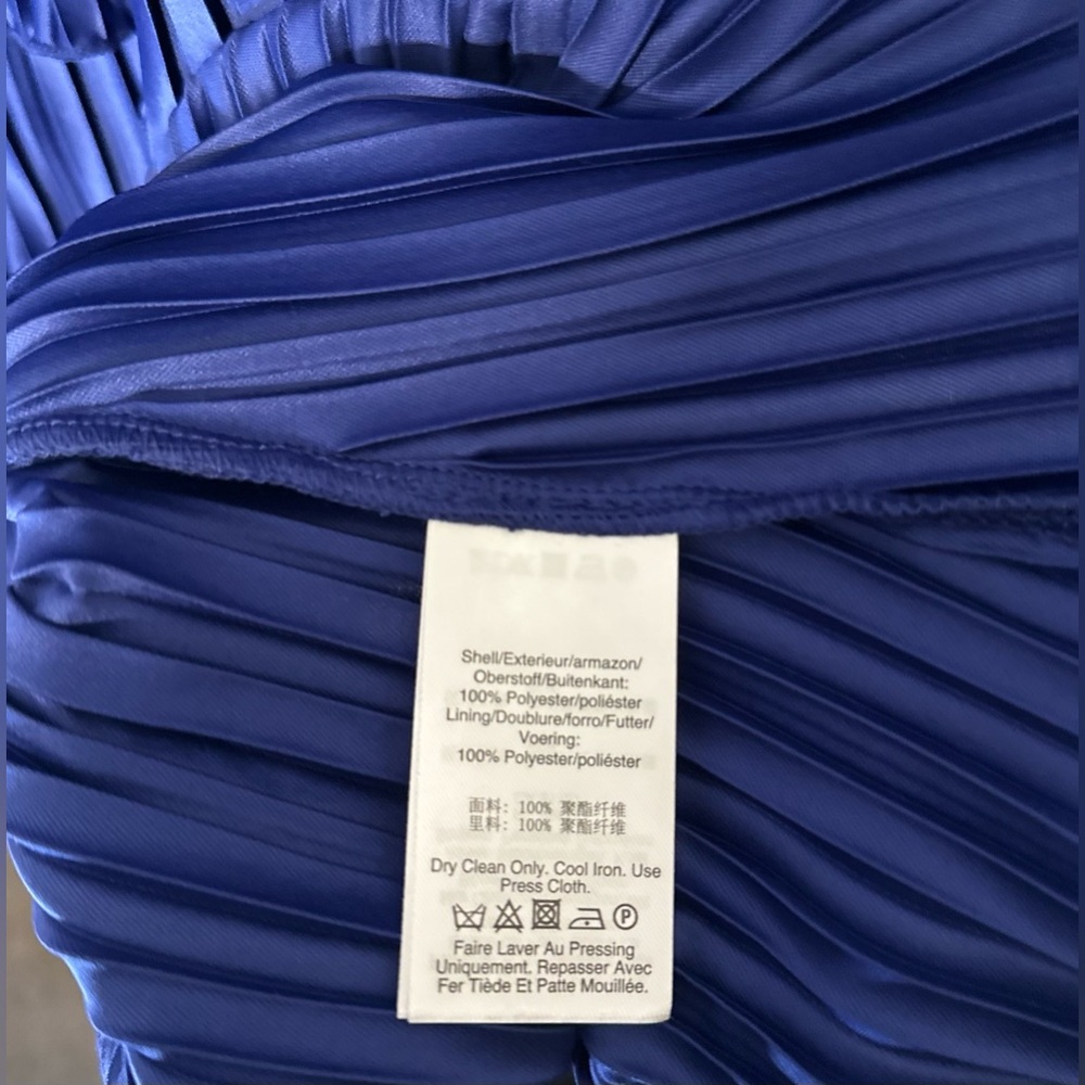 DKNY Berry Blue ๐ Plisse Tiered Satin Dress Size 16 - Picture 11 of 12